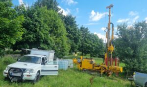 wykonanie otworów potrojna rdzeniowka w zawierciu